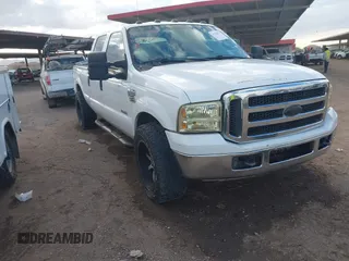 2005 Ford F-250 XL with VIN 1FTSW20P05EB22609, listed as a IAAI auction lot 41353873 with 328,940 mi miles and . Bid and sale history available at DreamBid. Image 1.