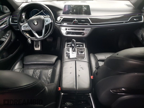 2018 BMW 7 Series 750i with VIN WBA7F0C51JGM22515, listed as a Copart auction lot 86486914 with 0 mi miles and Salvage Title. Bid and sale history available at carsss.com. Image 8.