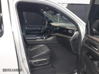 2022 Jeep Wagoneer Series II with VIN 1C4SJVBT9NS158150, listed as a IAAI auction lot 41278552 with 28,085 mi miles. Bid and sale history available at carsss.com. Image 5.
