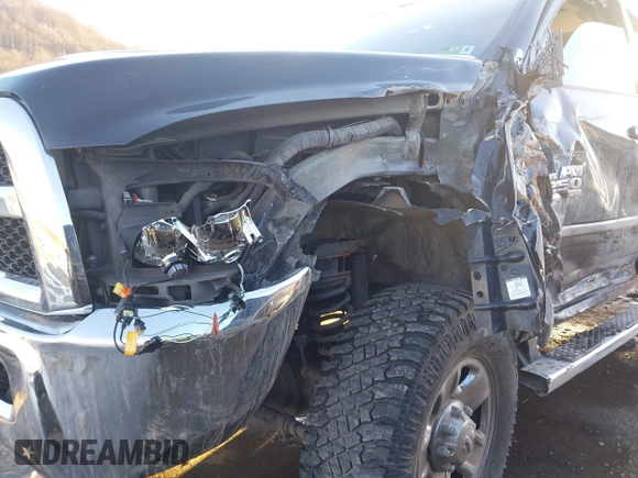 2015 Ram 2500 Tradesman with VIN 3C6UR5CJ4FG537376, listed as a IAAI auction lot 41451701 with 92,189 mi miles and . Bid and sale history available at DreamBid. Image 17.