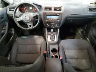 2012 Volkswagen Jetta Comfortline with VIN 3VWDL7AJ7CM414187, listed as a Copart auction lot 85592824 with 269,184 mi miles and Salvage title. Bid and sale history available at DreamBid. Image 8.