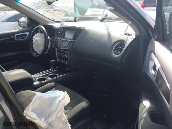 2014 Nissan Pathfinder S with VIN 5N1AR2MN6EC724725, listed as a IAAI auction lot 41564938 with 101,500 mi miles. Bid and sale history available at carsss.com. Image 5.