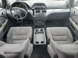 2007 Honda Odyssey EX с VIN 5FNRL38487B033136, выставлен на аукционе Copart как лот 57620335 с пробегом 272 702 миль миль и Списание • Salvage title. История ставок и продаж доступна на DreamBid. Изображение 8.