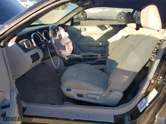 2005 Ford Mustang Deluxe with VIN 1ZVFT84N655188200, listed as a Copart auction lot 82826514 with NaN miles and Salvage Title. Bid and sale history available at carsss.com. Image 7.