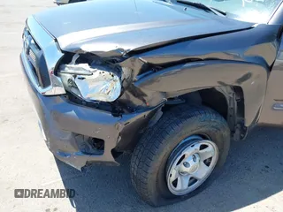 2014 Toyota Tacoma PreRunner with VIN 5TFTU4GN2EX063433, listed as a IAAI auction lot 42550709 with 167,990 mi miles and . Bid and sale history available at DreamBid. Image 6.