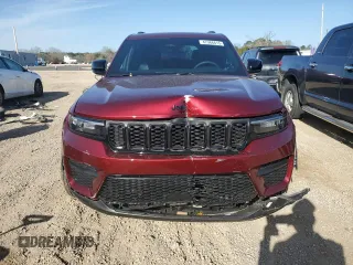 2023 Jeep Grand Cherokee Laredo z VIN 1C4RJGAG7PC662935, wystawiony jako Copart lot #47986615 z przebiegiem 12 306 mil mil oraz Szkoda całkowita • Salvage title. Historia ofert i sprzedaży dostępna na DreamBid. Obrazek 5.