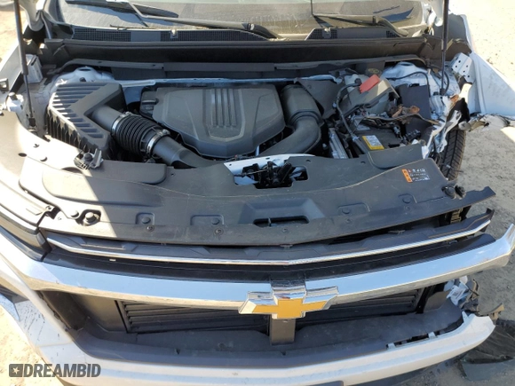 2024 Chevrolet Traverse FWD LT with VIN 1GNERGKS5RJ143270, listed as a Copart auction lot 46398915 with 8,279 mi miles and Salvage Title. Bid and sale history available at carsss.com. Image 13.