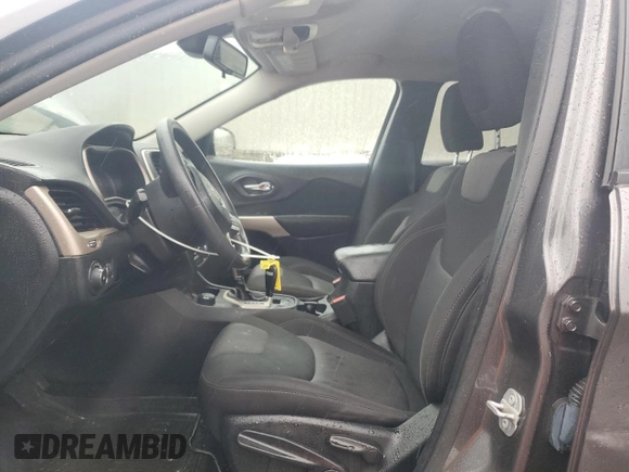 2018 Jeep Cherokee Latitude с VIN 1C4PJMCB8JD610139, выставлен на аукционе Copart как лот 57360335 с пробегом 168 820 миль миль и Списание • Salvage title. История ставок и продаж доступна на DreamBid. Изображение 7.