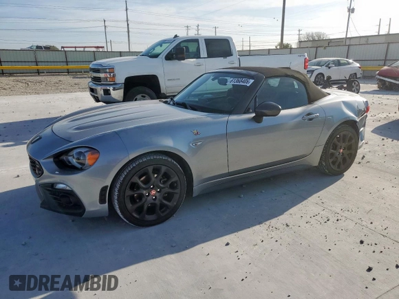 2017 FIAT 124 Spider Lusso with VIN JC1NFAEK8H0109738, listed as a Copart auction lot 61368405 with 63,624 mi miles and Salvage title. Bid and sale history available at DreamBid. Image 1.