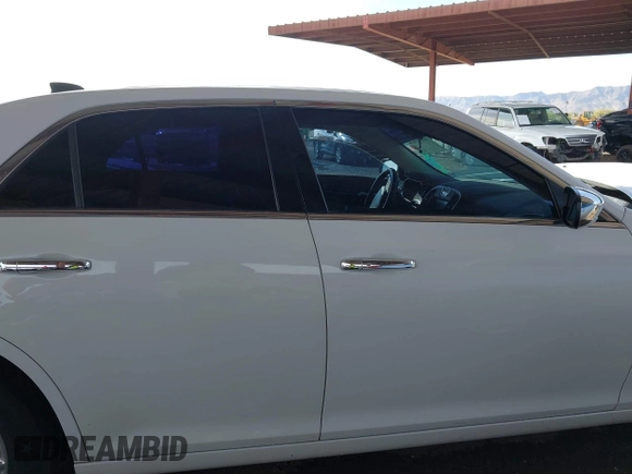2017 Chrysler 300 300C with VIN 2C3CCAEG5HH566487, listed as a IAAI auction lot 41807634 with 129,334 mi miles. Bid and sale history available at carsss.com. Image 14.