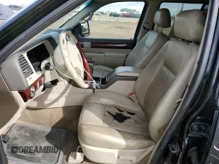 2004 Lincoln Aviator Luxury z VIN 5LMEU68H74ZJ21562, wystawiony jako Copart lot #49727035 z przebiegiem 267 399 mil mil oraz Szkoda całkowita • Salvage title. Historia ofert i sprzedaży dostępna na DreamBid. Obrazek 7.