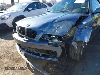2001 BMW 3 Series 330Ci with VIN WBABS53421JU80078, listed as a IAAI auction lot 41910622 with 101,869 mi miles. Bid and sale history available at carsss.com. Image 6.