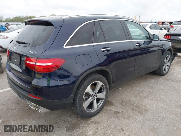 2019 Mercedes-Benz GLC 300 z VIN WDC0G4KB6KV169649, wystawiony jako IAAI lot #41930356 z przebiegiem 68 376 mil mil oraz . Historia ofert i sprzedaży dostępna na DreamBid. Obrazek 4.