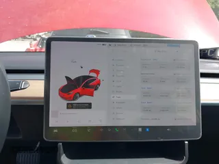 2020 Tesla Model 3 Standard Range Plus with VIN 5YJ3E1EA9LF708808, listed as a IAAI auction lot 40018323 with 32,069 mi miles. Bid and sale history available at carsss.com. Image 17.