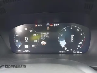 2021 Volvo XC60 Momentum с VIN YV4102RK0M1675302, выставлен на аукционе IAAI как лот 42282668 с пробегом 24 477 миль миль и . История ставок и продаж доступна на DreamBid. Изображение 7.