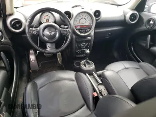 2012 MINI Countryman S with VIN WMWZC3C54CWL86055, listed as a Copart auction lot 61473745 with 117,351 mi miles and Clean title. Bid and sale history available at DreamBid. Image 8.