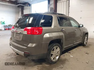 2010 GMC Terrain SLT-2 z VIN 2CTFLJEY8A6371376, wystawiony jako IAAI lot #41378864 z przebiegiem 208 233 mil mil oraz . Historia ofert i sprzedaży dostępna na DreamBid. Obrazek 4.
