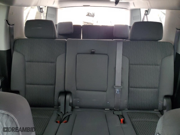 2015 Chevrolet Suburban LS with VIN 1GNSCHKC3FR159676, listed as a Copart auction lot 69759994 with 264,234 mi miles and Clean Title. Bid and sale history available at carsss.com. Image 10.