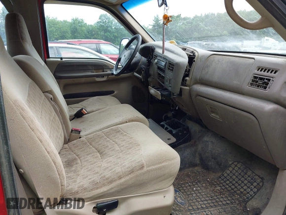 2000 Ford F-250 XL with VIN 1FTNX21FXYEC57021, listed as a IAAI auction lot 42674090 with 221,950 mi miles and . Bid and sale history available at DreamBid. Image 5.