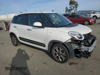 2014 FIAT 500L Trekking with VIN ZFBCFADH3EZ009542, listed as a Copart auction lot 45659025 with 46,370 mi miles and Salvage Title. Bid and sale history available at carsss.com. Image 4.
