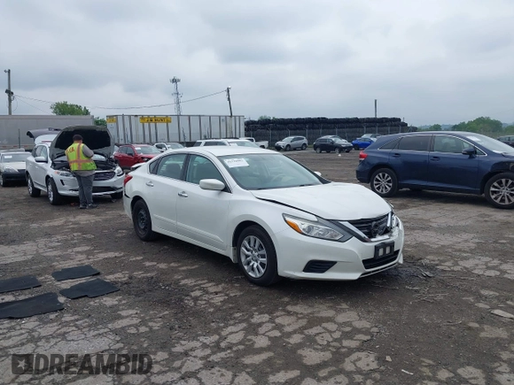 2016 Nissan Altima S with VIN 1N4AL3AP8GN361875, listed as a IAAI auction lot 42526882 with 119,628 mi miles and . Bid and sale history available at DreamBid. Image 1.