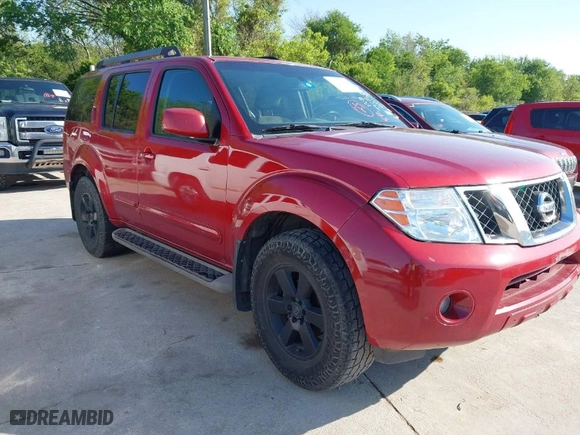 2011 Nissan Pathfinder SV with VIN 5N1AR1NNXBC621361, listed as a IAAI auction lot 41960768 with 194,620 mi miles. Bid and sale history available at carsss.com. Image 1.