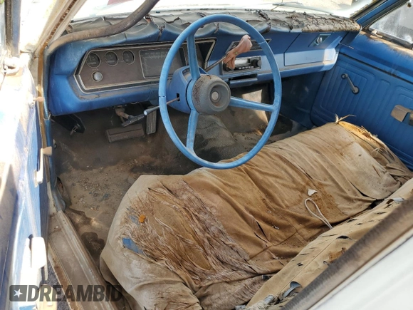 1972 Plymouth Valiant z VIN VL41C2R120484, wystawiony jako Copart lot #65548655 z przebiegiem 627 641 mil mil oraz Czysty tytuł • Clean title. Historia ofert i sprzedaży dostępna na DreamBid. Obrazek 8.
