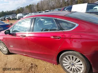 2013 Ford Fusion Energi Titanium with VIN 3FA6P0SU5DR373522, listed as a IAAI auction lot 41412934 with 204,169 mi miles. Bid and sale history available at carsss.com. Image 14.