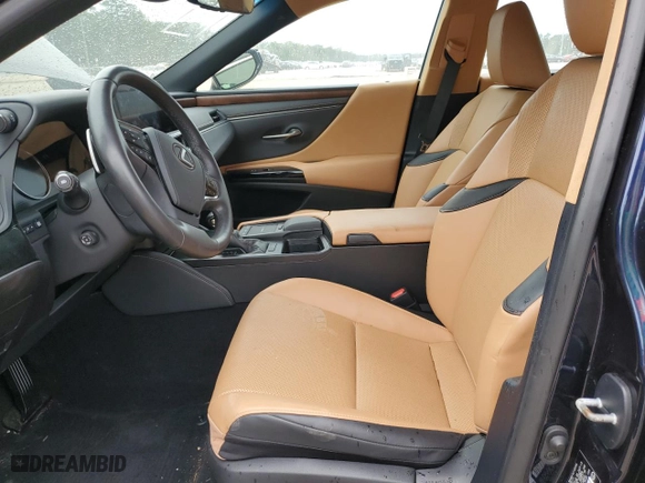 2022 Lexus ES with VIN 58ADZ1B1XNU111825, listed as a Copart auction lot 68985374 with 18,239 mi miles and Clean Title. Bid and sale history available at carsss.com. Image 7.
