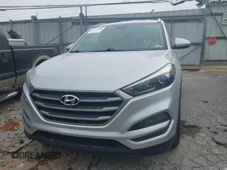 2017 Hyundai Tucson SE with VIN KM8J3CA44HU585714, listed as a IAAI auction lot 42097980 with 96,483 mi miles. Bid and sale history available at carsss.com. Image 12.