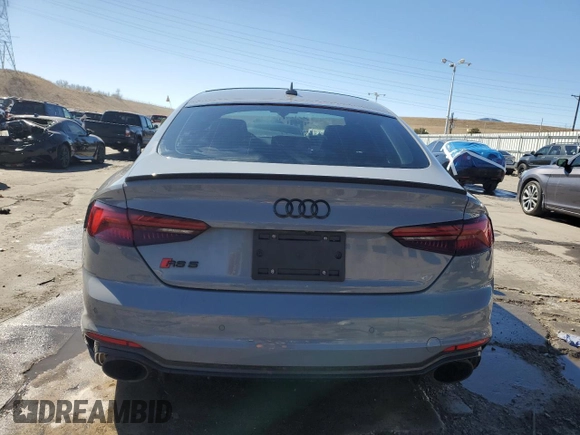 2019 Audi RS 5 Sportback z VIN WUABWCF52KA903181, wystawiony jako Copart lot #46123525 z przebiegiem 32 366 mil mil oraz Szkody całkowita. Historia ofert i sprzedaży dostępna na DreamBid. Obrazek 6.