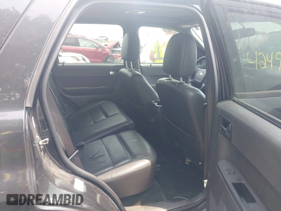 2011 Ford Escape Limited z VIN 1FMCU0EG8BKB96909, wystawiony jako IAAI lot #42499816 z przebiegiem 195 706 mil mil oraz . Historia ofert i sprzedaży dostępna na DreamBid. Obrazek 8.