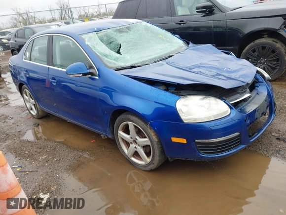 2008 Volkswagen Jetta SE с VIN 3VWRM71K18M043384, выставлен на аукционе IAAI как лот 41915731 с пробегом 137 718 миль миль и . История ставок и продаж доступна на DreamBid. Изображение 1.