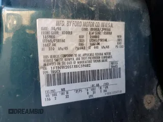 1999 Ford F-250 XL с VIN 1FTNW20S1XEC59482, выставлен на аукционе Copart как лот 82461864 с пробегом 185 962 миль миль и Чистый • Clean title. История ставок и продаж доступна на DreamBid. Изображение 12.