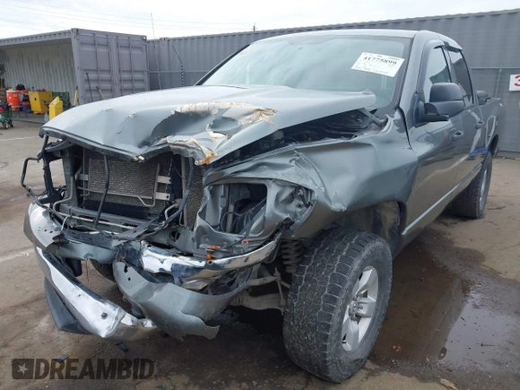 2008 Dodge 1500 SLT with VIN 1D7HU18248J155617, listed as a IAAI auction lot 41775899 with 334,788 mi miles. Bid and sale history available at carsss.com. Image 6.