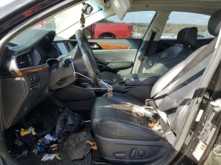 2017 Kia Cadenza Premium with VIN KNALC4J12H5089200, listed as a Copart auction lot 78599884 with 108,615 mi miles and Salvage Title. Bid and sale history available at carsss.com. Image 7.