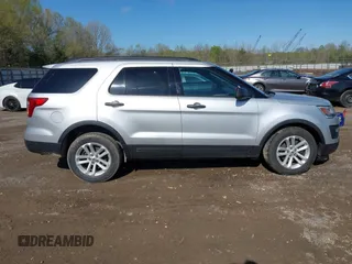 2017 Ford Explorer with VIN 1FM5K8BH3HGC51448, listed as a IAAI auction lot 41961380 with 102,496 mi miles and . Bid and sale history available at carsss.com. Image 13.