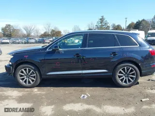 2017 Audi Q7 Premium Plus with VIN WA1LAAF75HD002295, listed as a IAAI auction lot 41627344 with 113,761 mi miles. Bid and sale history available at carsss.com. Image 15.