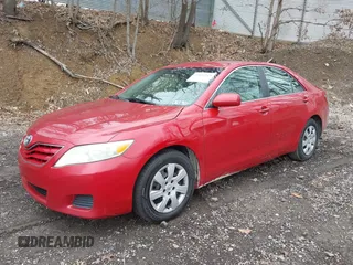 2011 Toyota Camry LE with VIN 4T1BF3EK4BU701750, listed as a IAAI auction lot 42007119 with 286,100 mi miles. Bid and sale history available at carsss.com. Image 2.