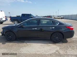 2017 Nissan Altima 2.5 SR with VIN 1N4AL3AP6HN349290, listed as a IAAI auction lot 41790240 with 54,524 mi miles. Bid and sale history available at carsss.com. Image 15.