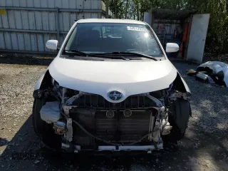 2008 Scion xD with VIN JTKKU10488J009761, listed as a Copart auction lot 53912925 with 122,239 mi miles and Salvage Title. Bid and sale history available at carsss.com. Image 5.
