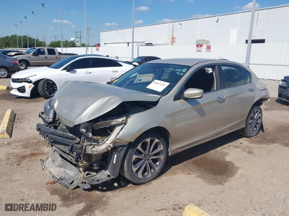 2015 Honda Accord Sedan Sport with VIN 1HGCR2F52FA215532, listed as a IAAI auction lot 40463149 with 160,393 mi miles. Bid and sale history available at carsss.com. Image 19.