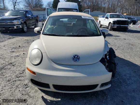 2006 Volkswagen New Beetle Convertible with VIN 3VWRF31Y36M312733, listed as a Copart auction lot 44511205 with 52,902 mi miles and Salvage Title. Bid and sale history available at carsss.com. Image 5.