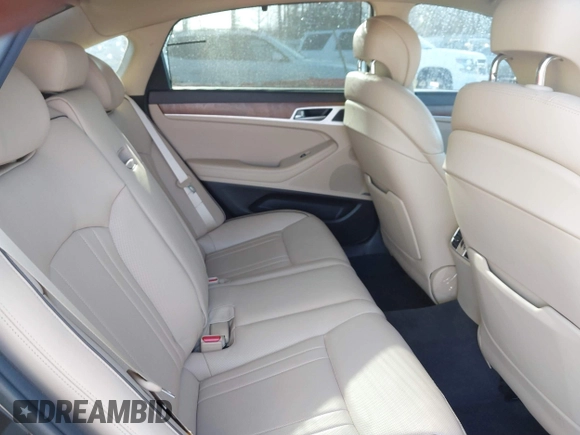 2017 Genesis G80 3.8L с VIN KMHGN4JE5HU203886, выставлен на аукционе IAAI как лот 41493496 с пробегом 59 242 миль миль и . История ставок и продаж доступна на DreamBid. Изображение 8.