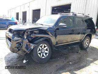 2018 Toyota 4Runner SR5 with VIN JTEBU5JRXJ5515188, listed as a Copart auction lot 56683155 with 101,469 mi miles and Salvage title. Bid and sale history available at DreamBid. Image 1.