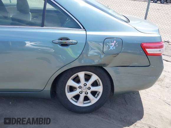 2011 Toyota Camry LE with VIN 4T4BF3EK5BR146460, listed as a IAAI auction lot 42064439 with 212,912 mi miles. Bid and sale history available at carsss.com. Image 6.