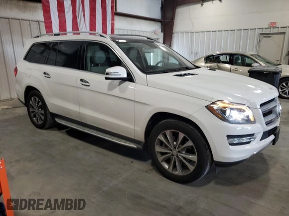 2016 Mercedes-Benz GL with VIN 4JGDF6EE2GA677199, listed as a Copart auction lot 72942304 with 118,244 mi miles and Salvage Title. Bid and sale history available at carsss.com. Image 4.