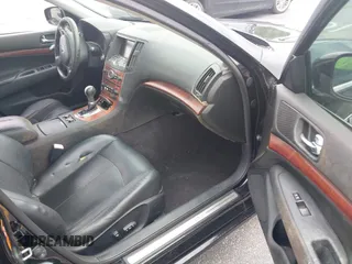 2009 Infiniti G37 Sedan x with VIN JNKCV61F29M358483, listed as a IAAI auction lot 42105128 with 173,651 mi miles. Bid and sale history available at carsss.com. Image 5.