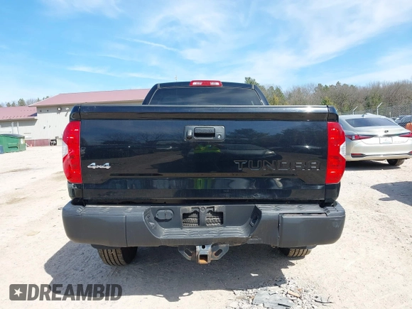 2017 Toyota Tundra SR с VIN 5TFUM5F13HX070078, выставлен на аукционе IAAI как лот 42050673 с пробегом 71 522 миль миль и . История ставок и продаж доступна на DreamBid. Изображение 17.