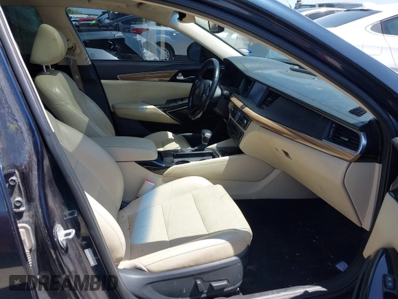 2017 Kia Cadenza Premium with VIN KNALC4J14H5041469, listed as a IAAI auction lot 42021353 with 127,081 mi miles. Bid and sale history available at carsss.com. Image 5.